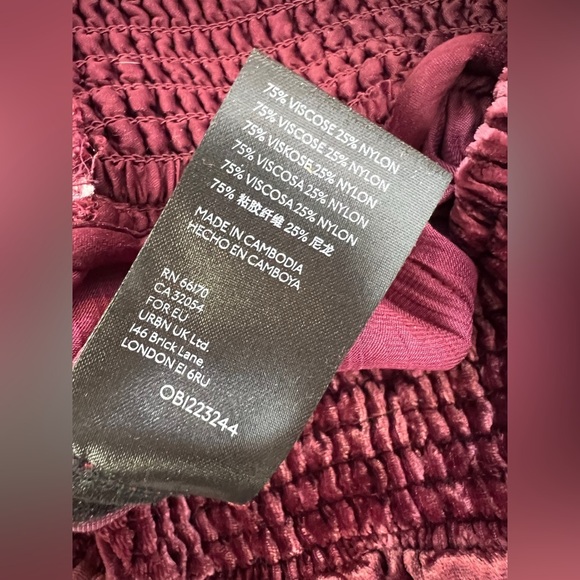 By Anthropologie Red Velvet Joggers Tapered Cuffs Pants M - Picture 6 of 9